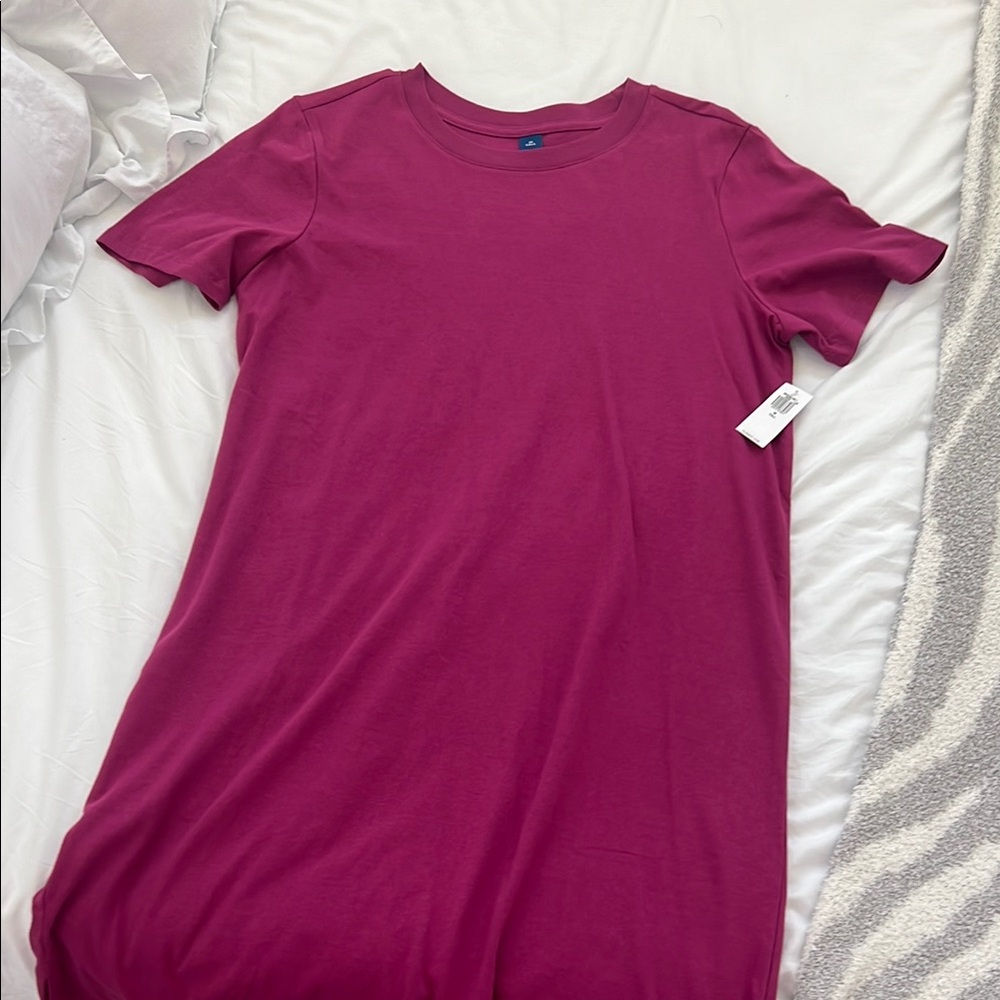 Old Navy Fuchsia T-Shirt Dress